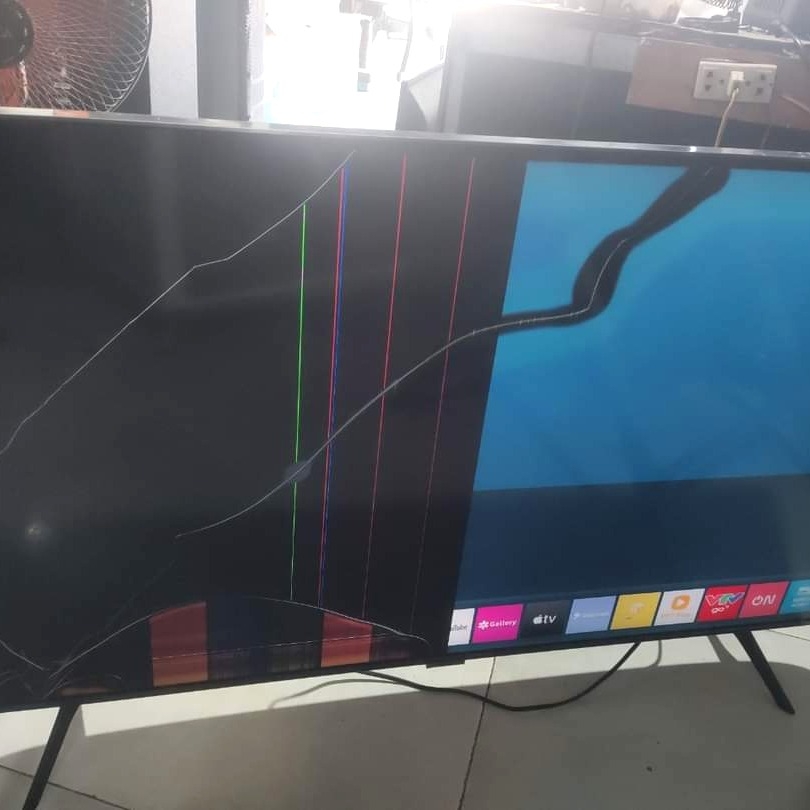 Thay Màn Hình Tivi Sony Bị Vỡ Giá Rẻ Chính Hãng