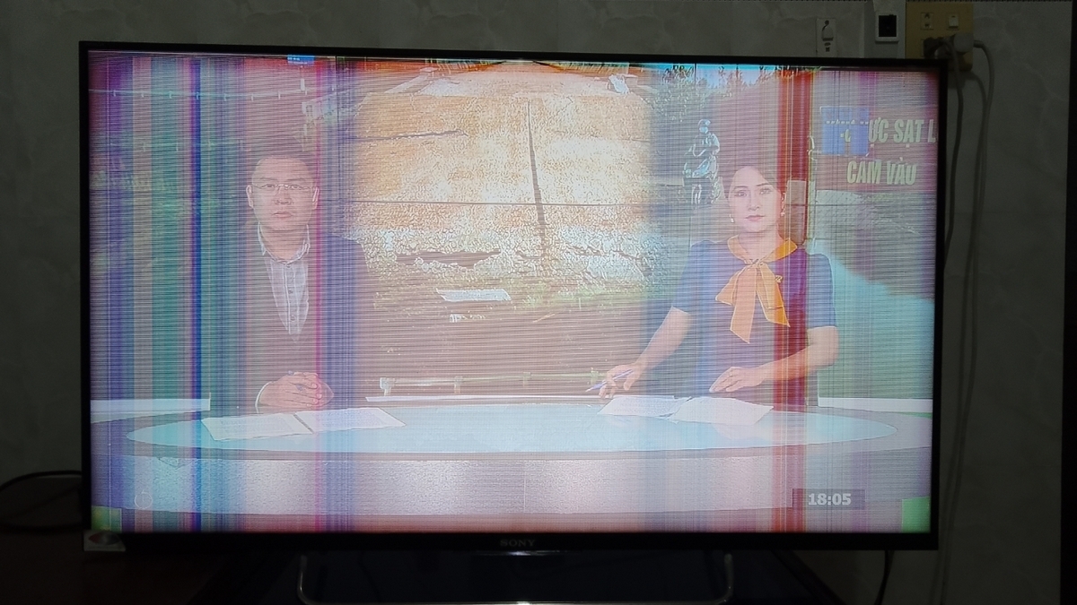 Tivi Sony Bị Sọc Màn Hình